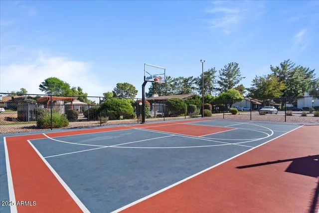 a view of a tennis court