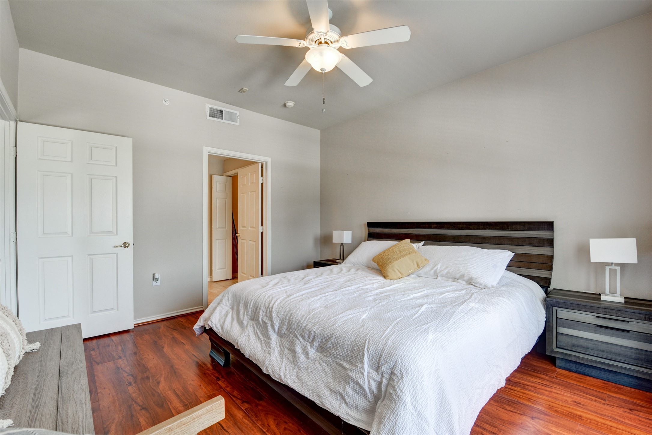 2400 McCue Road, Unit 448 Houston, TX 77056 - Photo 14 of 44 Gallery Image 14