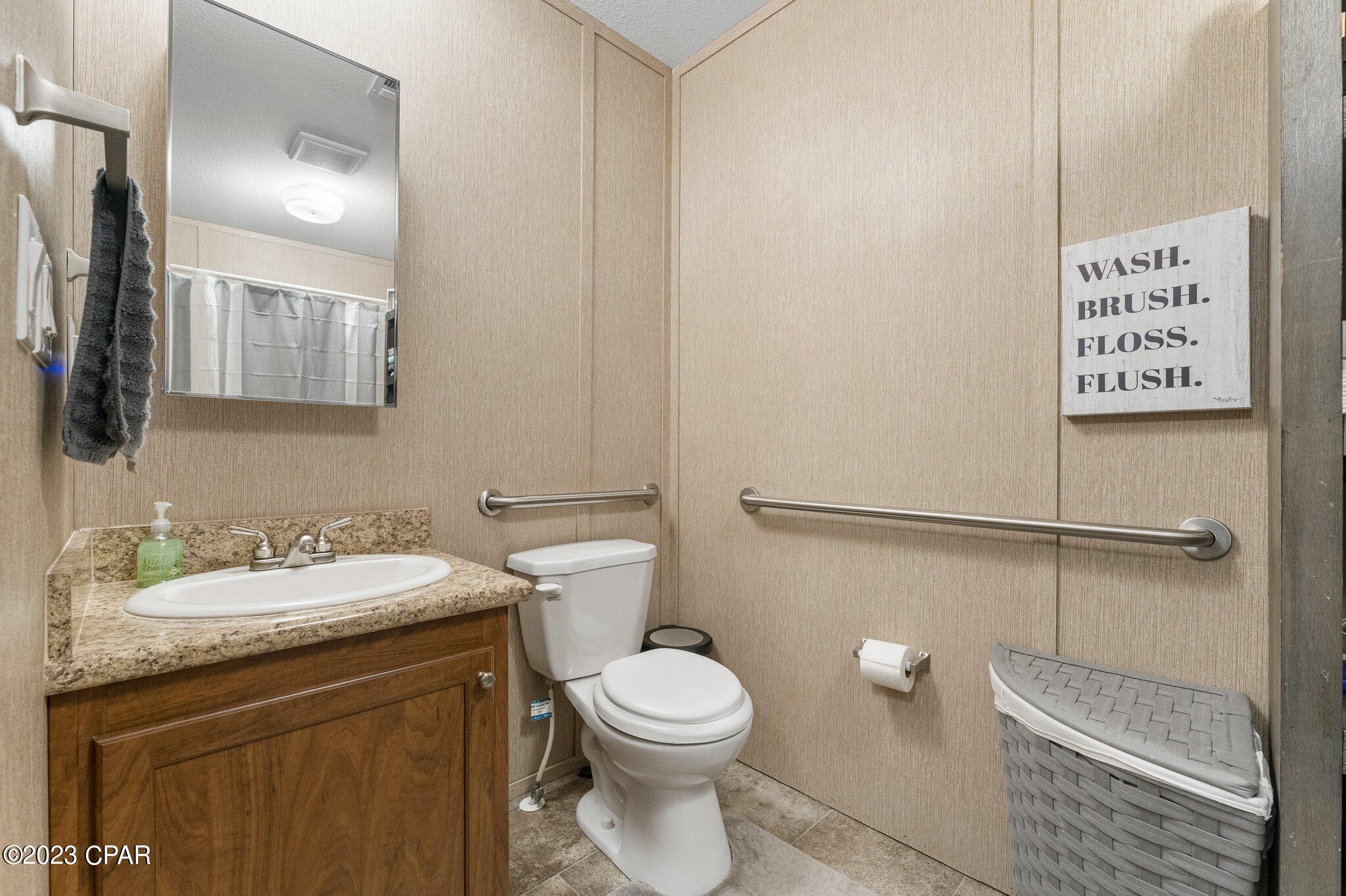 6428 Buckingham Road Youngstown, FL 32466 - Photo 11 of 21 Gallery Image 11