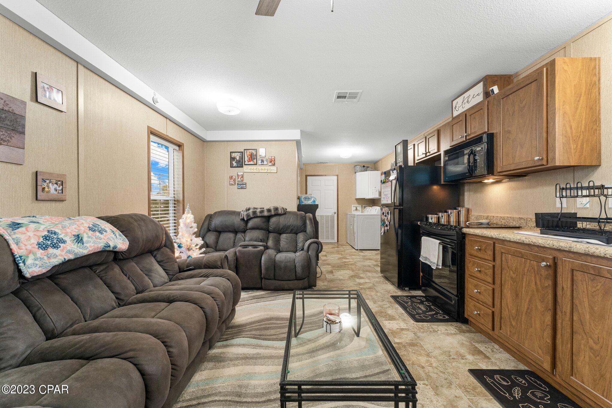 6428 Buckingham Road Youngstown, FL 32466 - Photo 6 of 21 Gallery Image 6