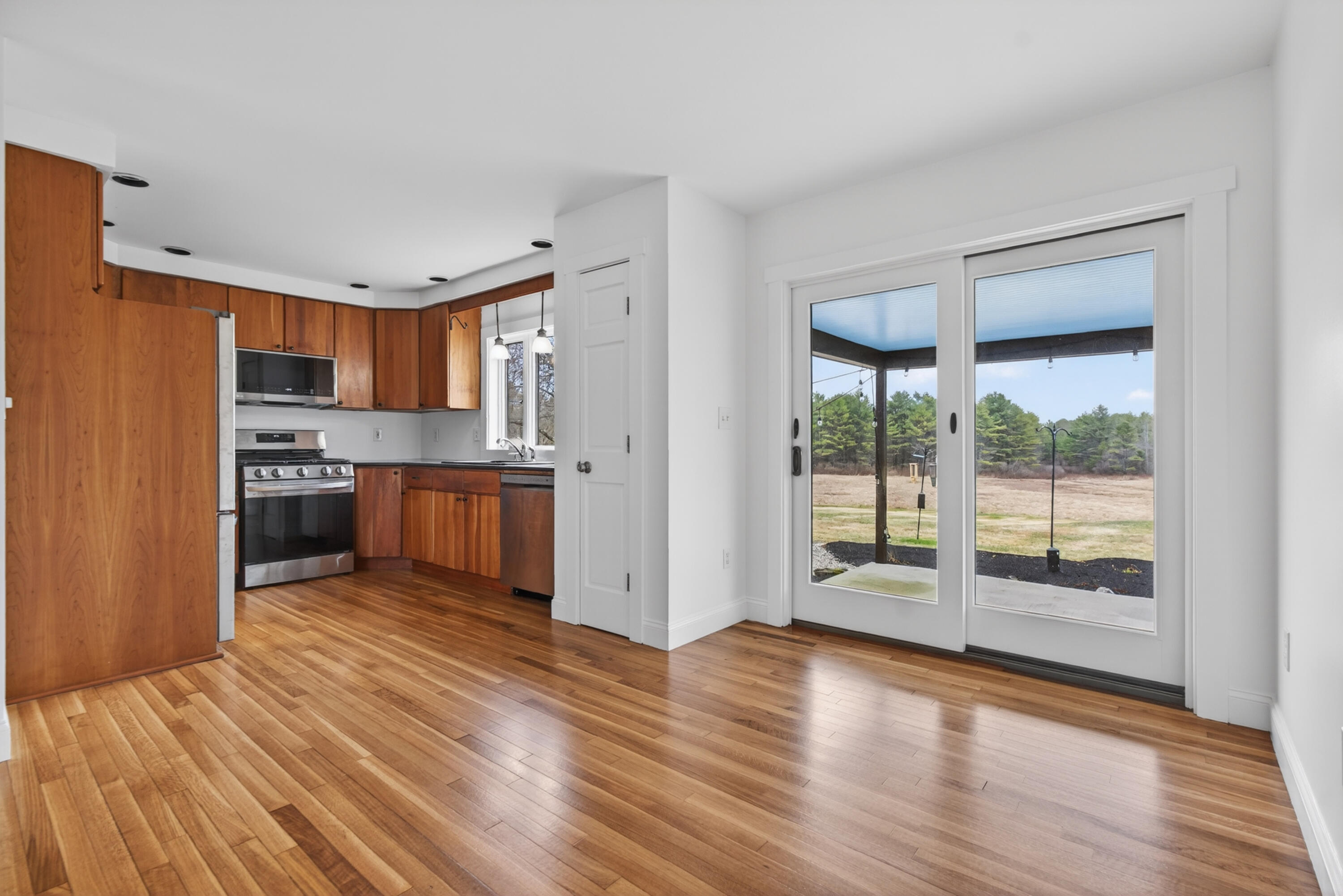 17 Stone Street Brunswick, ME 04011 - Photo 17 of 41 DSC05038