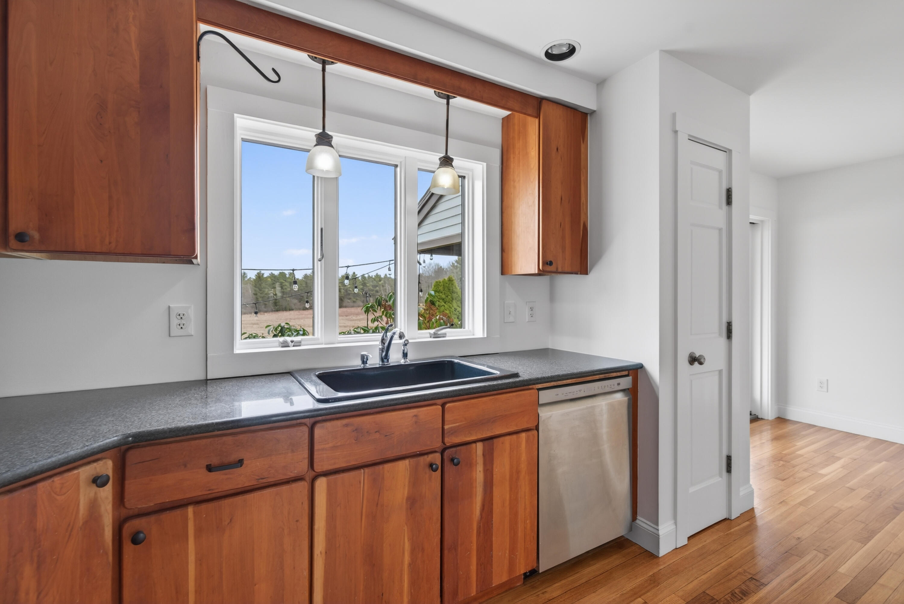 17 Stone Street Brunswick, ME 04011 - Photo 21 of 41 DSC05058