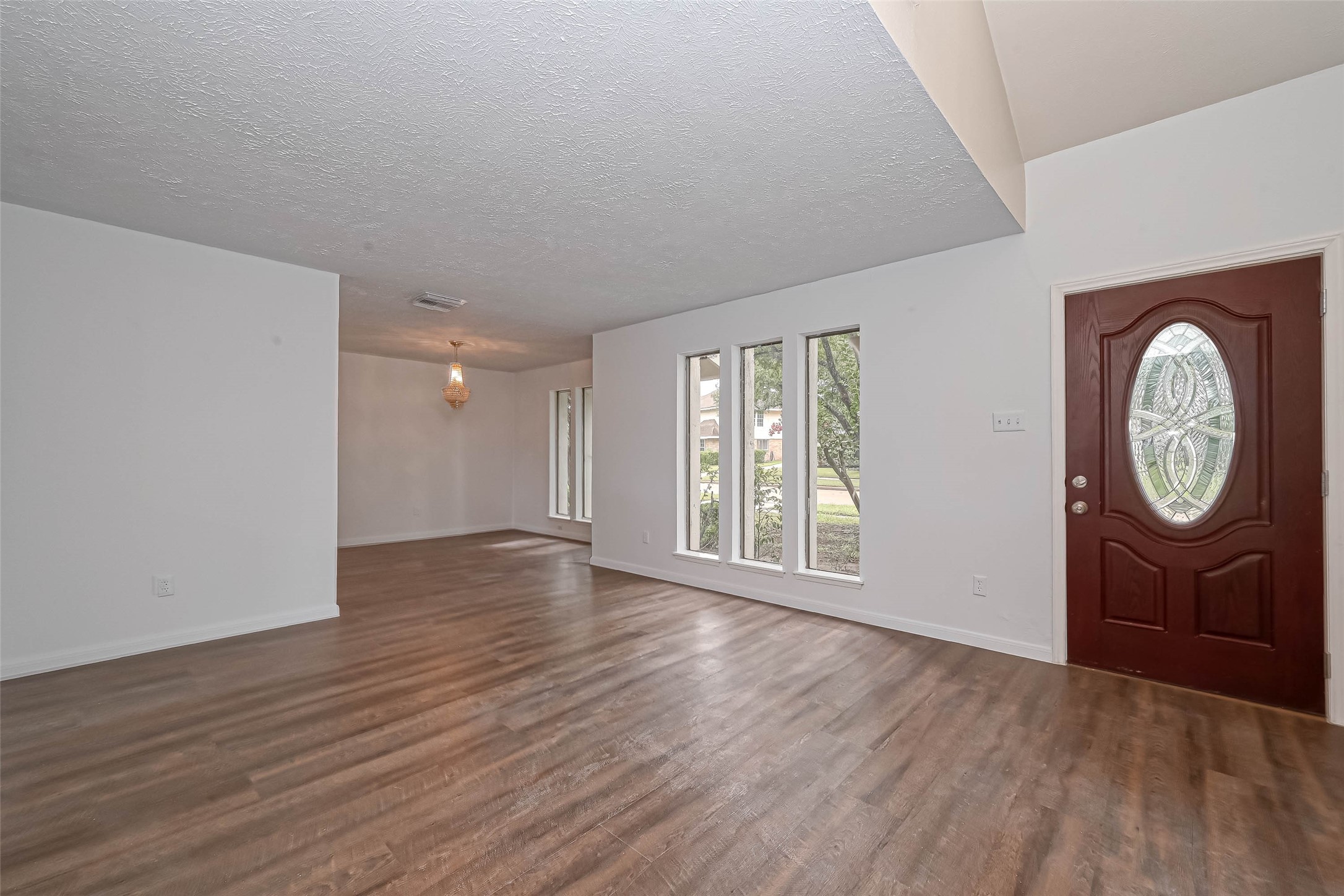 2831 Pecan Ridge Drive Sugar Land, TX 77479 - Photo 4 of 44