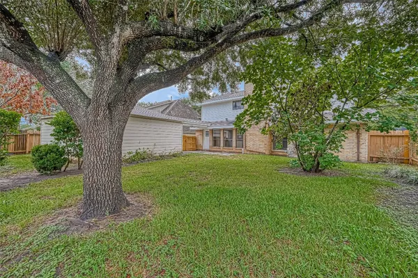 $2,250 | 2831 Pecan Ridge Drive, Sugar Land, TX 77479