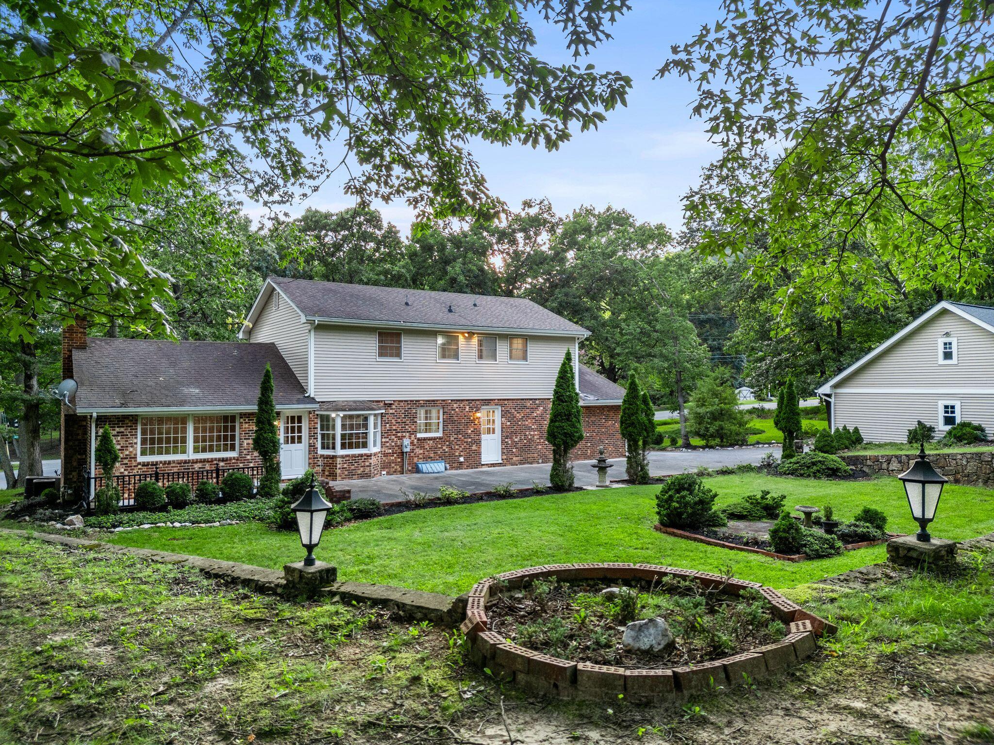 1971 West Ruritan Road Roanoke, VA 24012 - Photo 6 of 62 06-1971 W Ruritan Rd-MFW Media