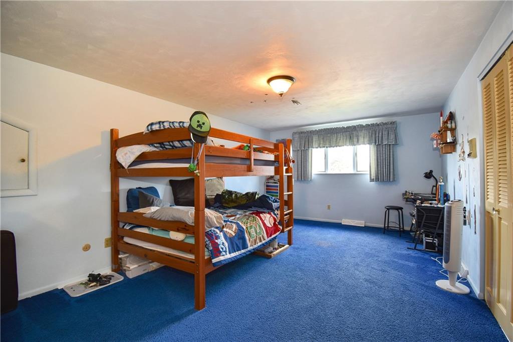 5210 Meadowcrest Road Baldwin, PA 15236 - Photo 16 of 23 Gallery Image 16