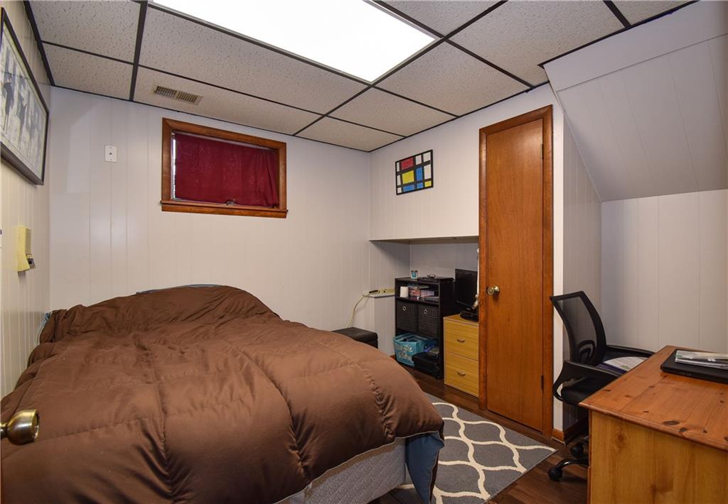 5210 Meadowcrest Road Baldwin, PA 15236 - Photo 18 of 23 Gallery Image 18