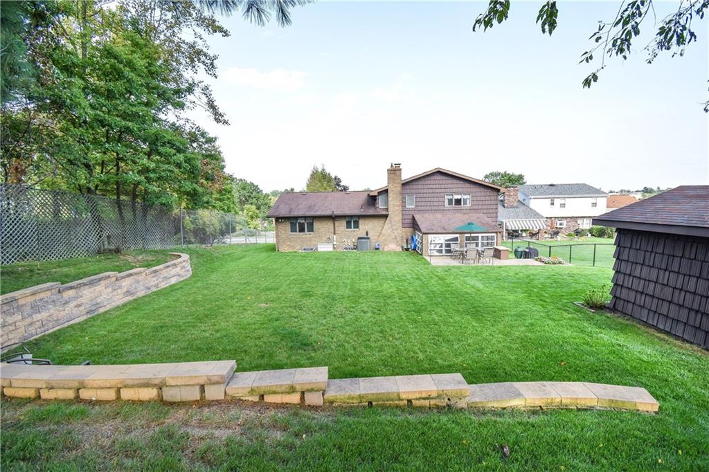 5210 Meadowcrest Road Baldwin, PA 15236 - Photo 19 of 23 Gallery Image 19