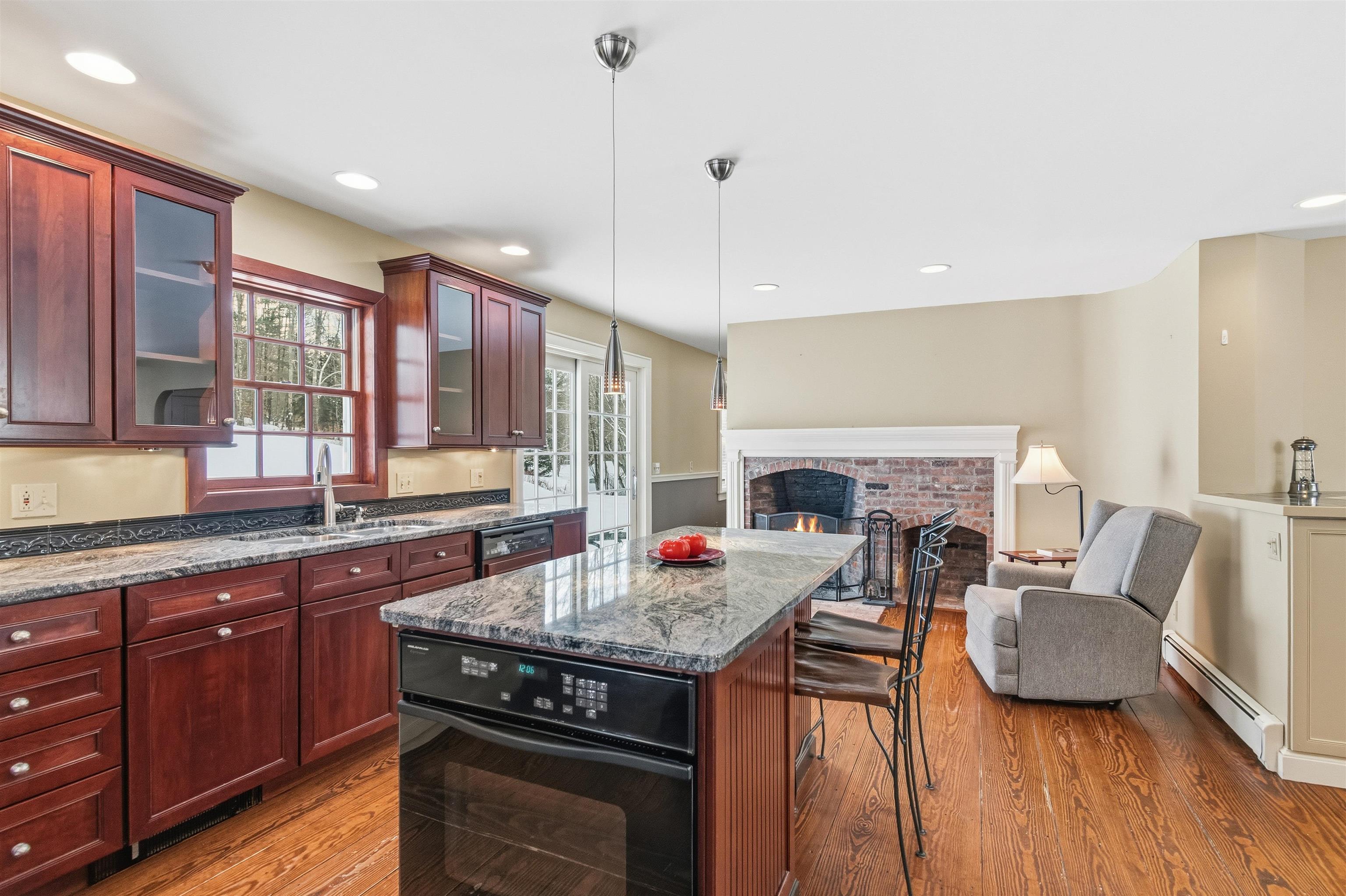 1397 Cobb Hill Road Moretown, VT 05676 - Photo 18 of 60