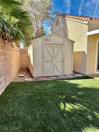 $2,300 | 1736 Navarre Lane, Henderson, NV 89014