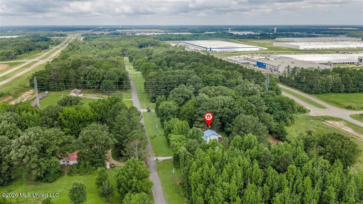 207 Forest Hill Road Byhalia, MS 38611 - Photo 6 of 39 03-DJI_20260602100619_0621_D-Edit