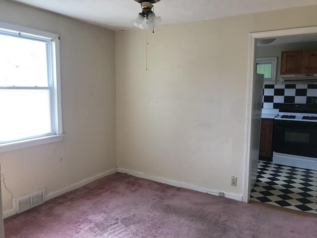 71 Stanhope Road Springfield, MA 01109 - Photo 14 of 32 Gallery Image 14