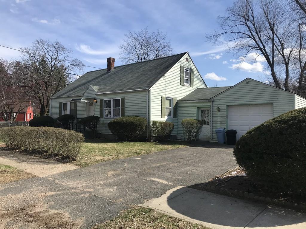 71 Stanhope Road Springfield, MA 01109 - Photo 2 of 32 Gallery Image 2