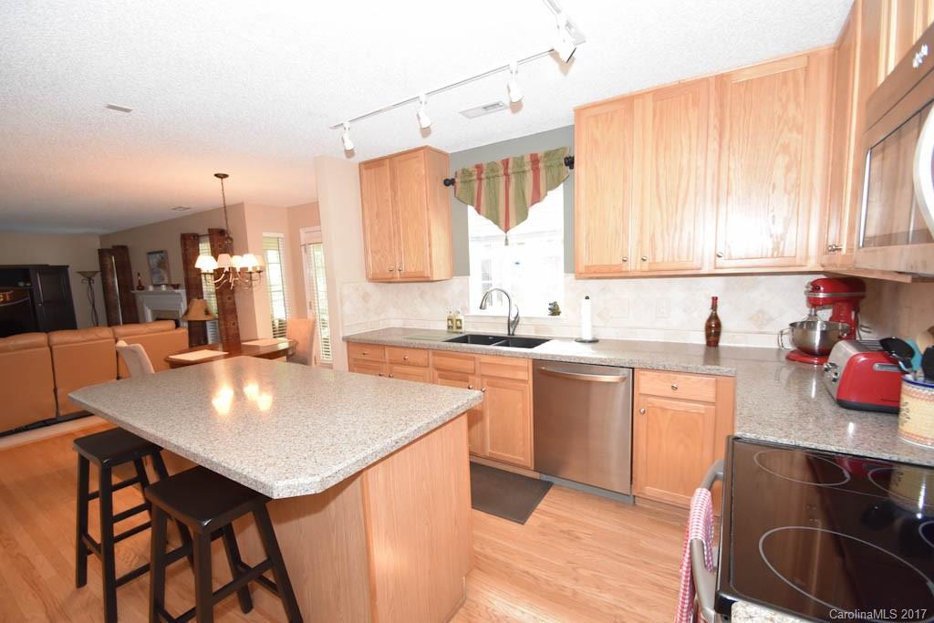 229 Chestnut Avenue Tega Cay, SC 29708 - Photo 6 of 24 Gallery Image 6