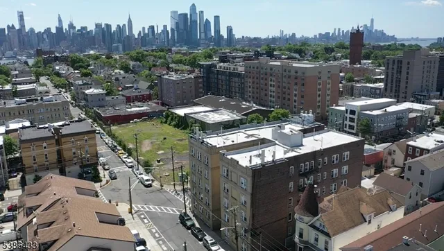 $275,000 | 201 45th Street, Unit D4, Union City, NJ 07087