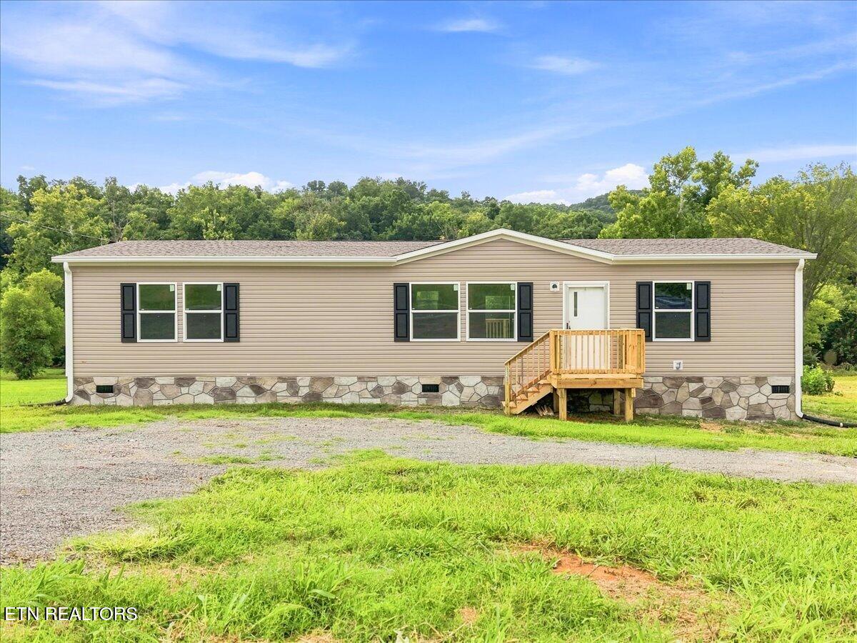 5320 Rutledge Pike Rutledge, TN 37861 - Photo 1 of 31 60-5320_Rutledge_Pike_Rutledge_005