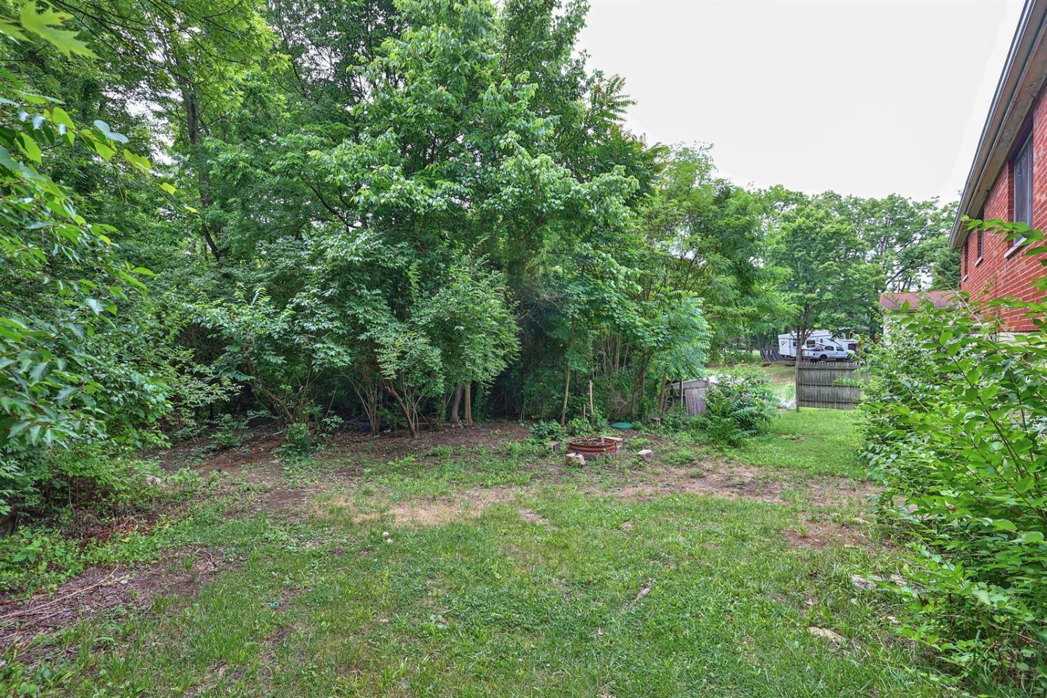 6285 Mullen Road Cincinnati, OH 45247 - Photo 26 of 32