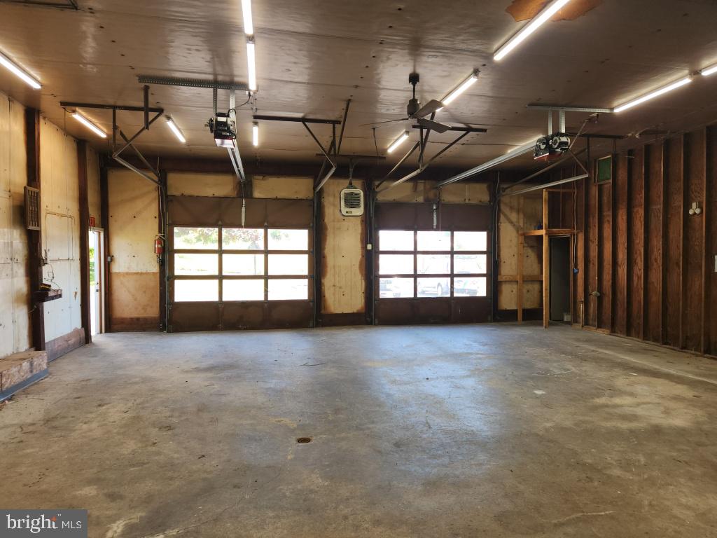 1692 Gish Road Manheim, PA 17545 - Photo 27 of 35 a view of a garage