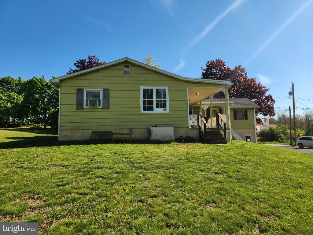 1692 Gish Road Manheim, PA 17545 - Photo 4 of 35 a view of a house with a yard