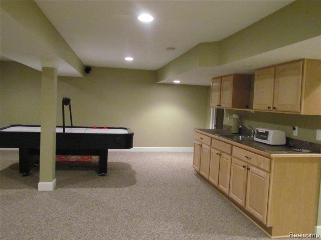 6558 Kennesaw Road Canton, MI 48187 - Photo 20 of 24 IMG_1628.JPG