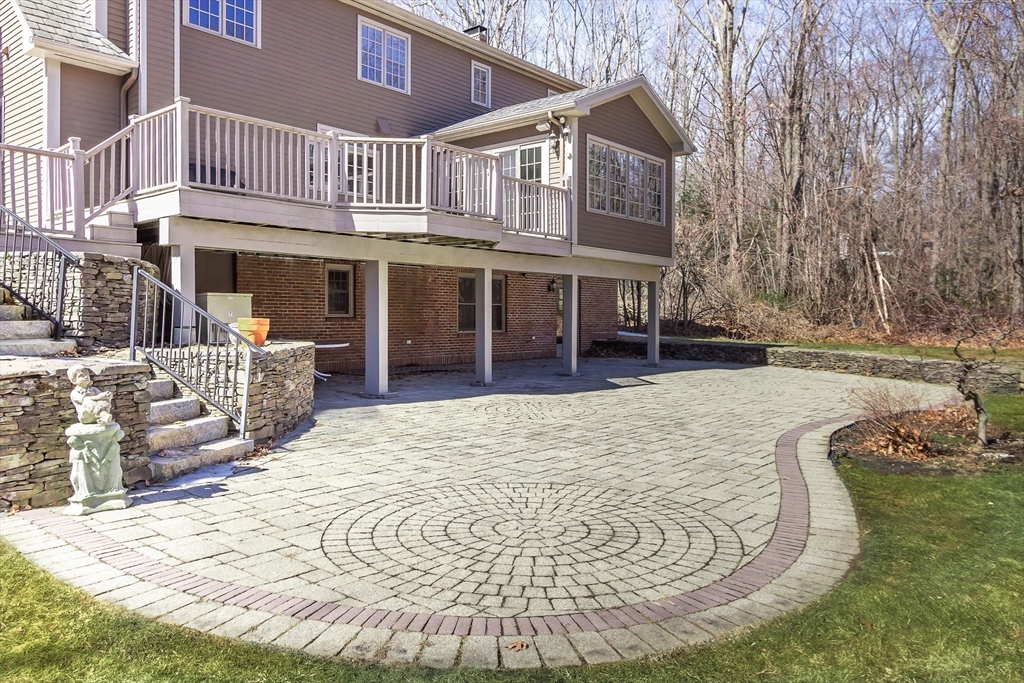 9 Squantum Road Paxton, MA 01612 - Photo 24 of 30