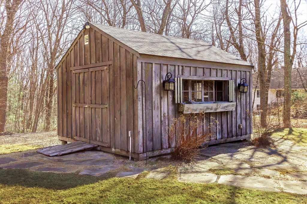 9 Squantum Road Paxton, MA 01612 - Photo 30 of 30