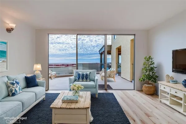 $1,025,000 | 3200 La Rotonda Drive, Unit 405, Rancho Palos Verdes, CA 90275