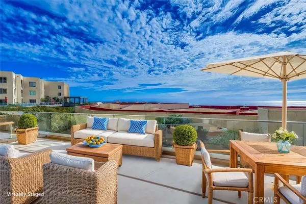$1,025,000 | 3200 La Rotonda Drive, Unit 405, Rancho Palos Verdes, CA 90275