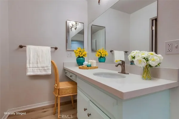 $1,025,000 | 3200 La Rotonda Drive, Unit 405, Rancho Palos Verdes, CA 90275