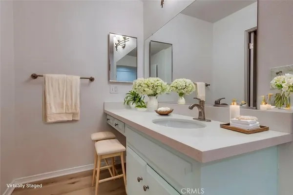 $1,025,000 | 3200 La Rotonda Drive, Unit 405, Rancho Palos Verdes, CA 90275