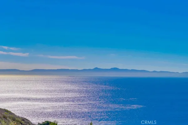 $1,025,000 | 3200 La Rotonda Drive, Unit 405, Rancho Palos Verdes, CA 90275