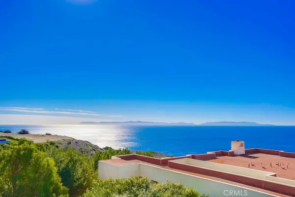 $1,025,000 | 3200 La Rotonda Drive, Unit 405, Rancho Palos Verdes, CA 90275
