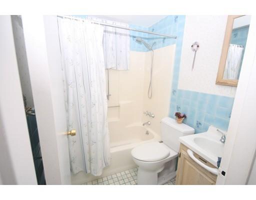 723 Potter Road Framingham, MA 01701 - Photo 12 of 17