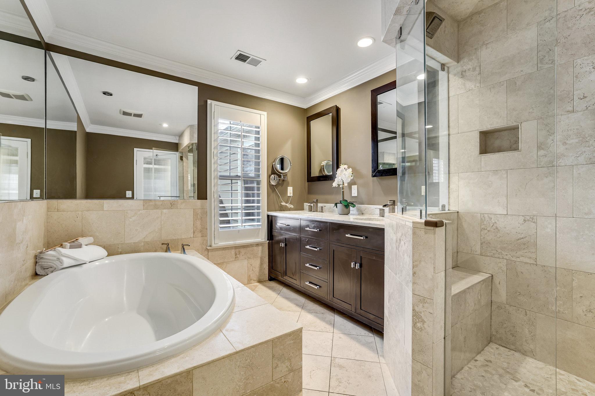 11419 Hollow Timber Way Reston, VA 20194 - Photo 35 of 76