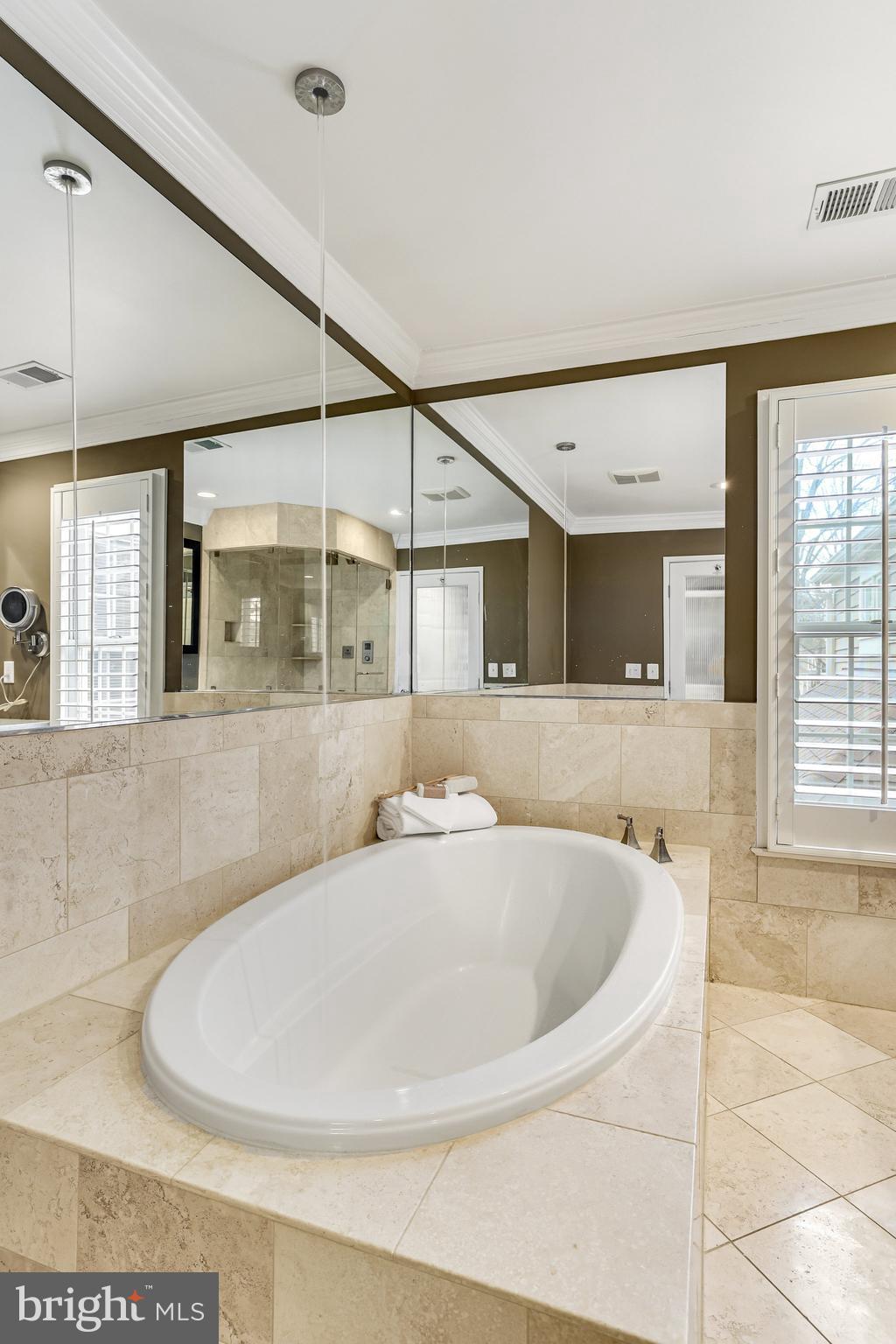 11419 Hollow Timber Way Reston, VA 20194 - Photo 36 of 76