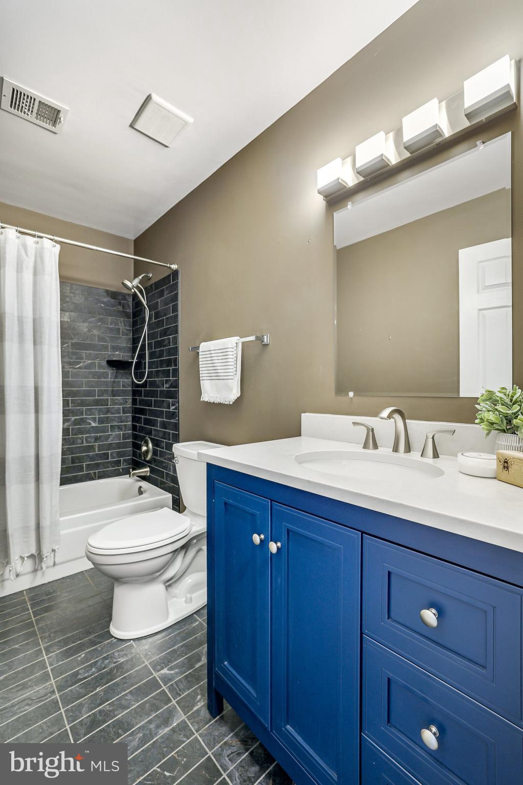 11419 Hollow Timber Way Reston, VA 20194 - Photo 45 of 76
