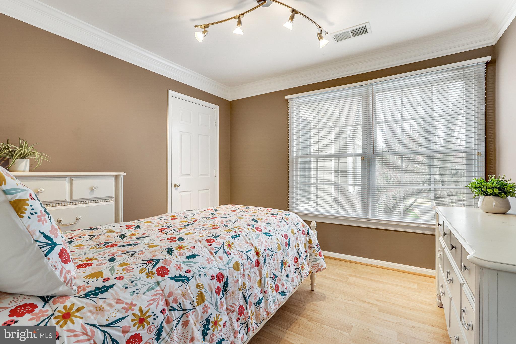 11419 Hollow Timber Way Reston, VA 20194 - Photo 47 of 76