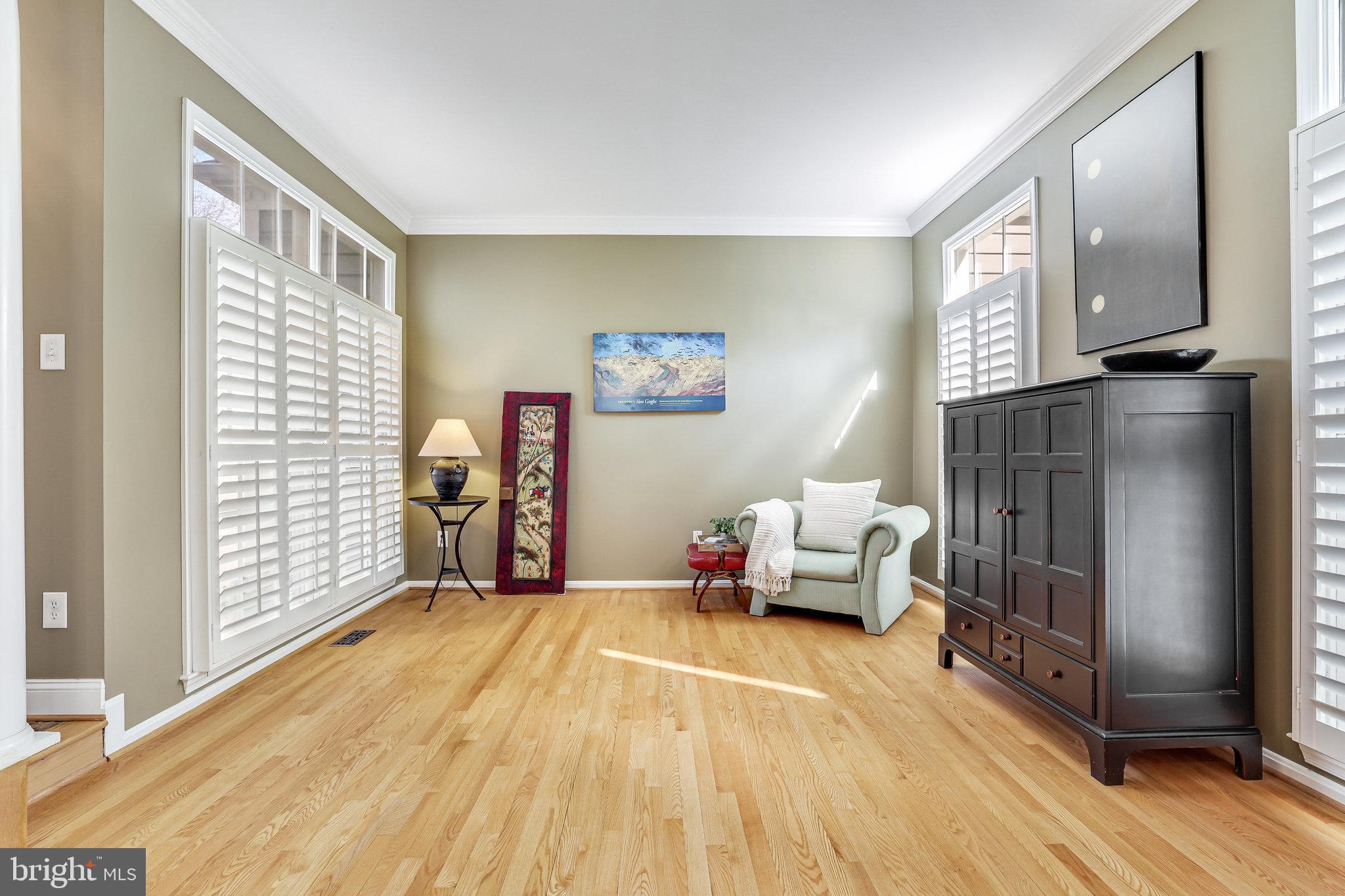 11419 Hollow Timber Way Reston, VA 20194 - Photo 6 of 76
