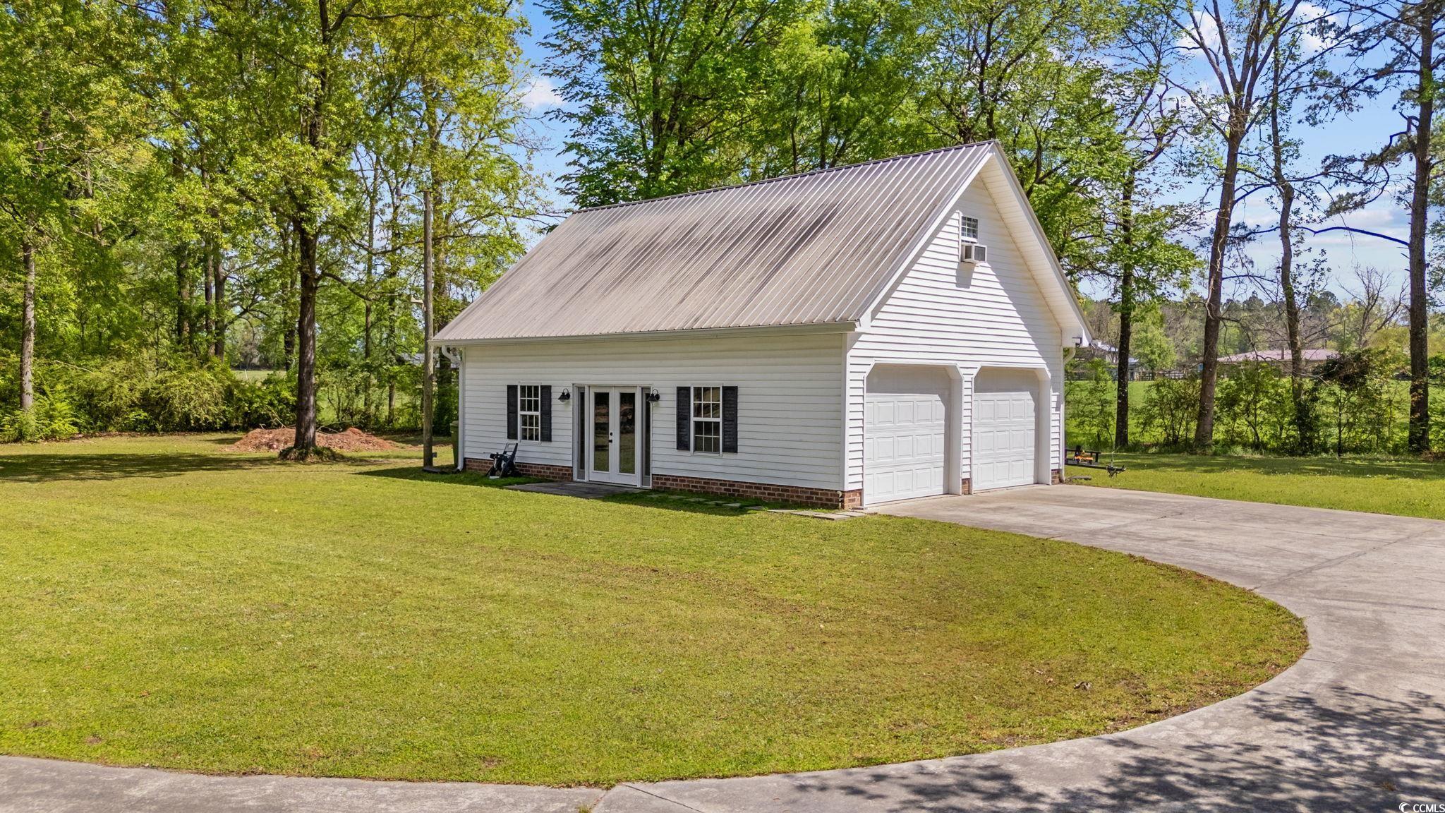 2731 Fork Of Swamp Road Galivants Ferry, SC 29544 - Photo 5 of 32 Gallery Image 5