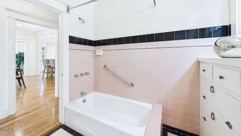 $1,295,000 | 1232 North El Centro Avenue, Los Angeles, CA 90038