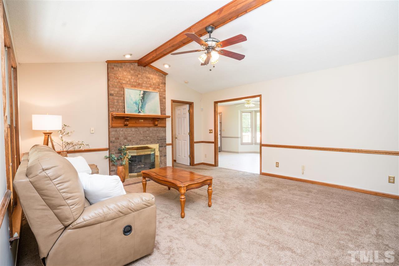 120 Plantation Road Clayton, NC 27520 - Photo 4 of 30 Gallery Image 4