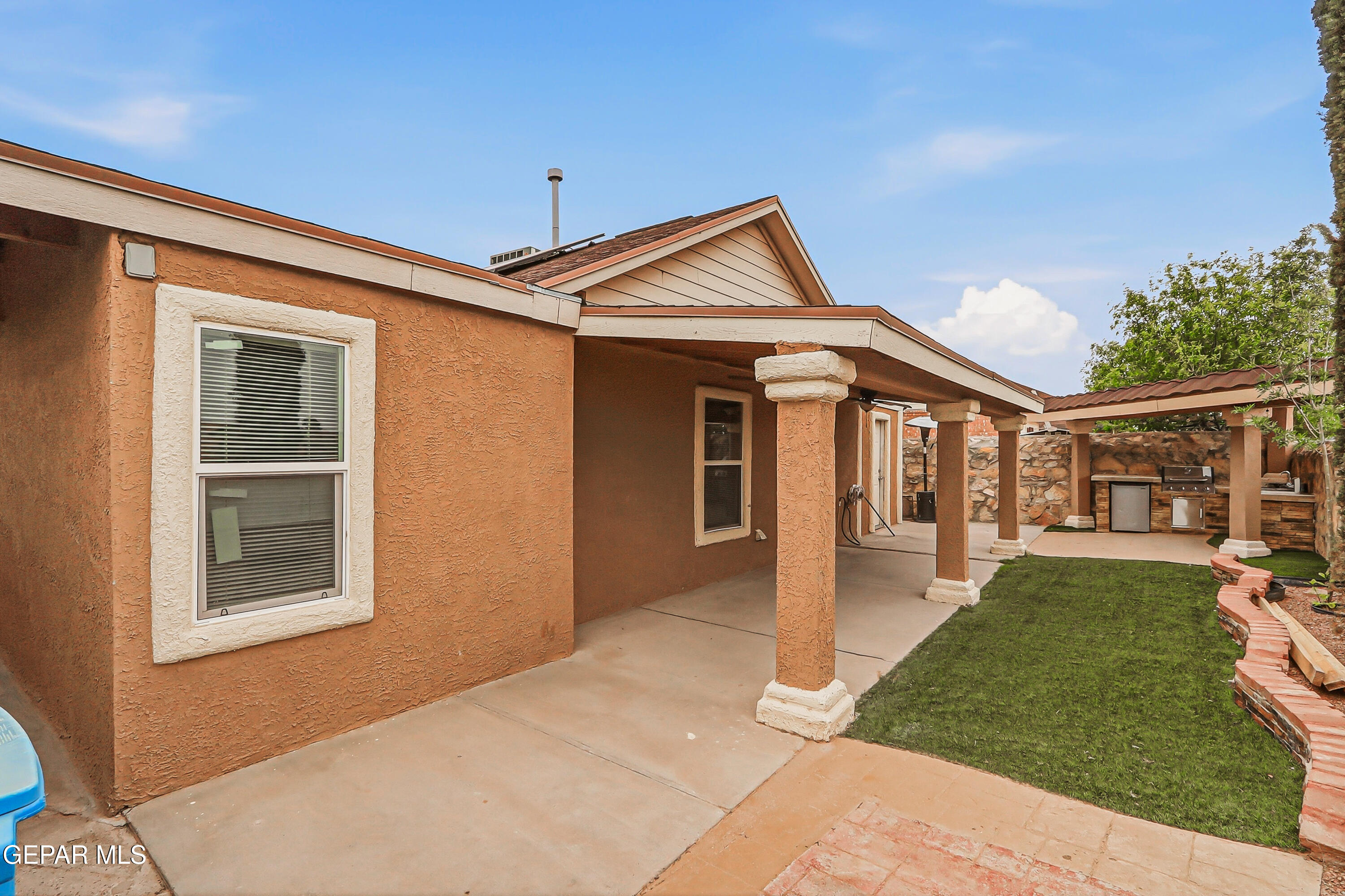10776 Spring Valley Circle Socorro, TX 79927 - Photo 32 of 32 43-print-IMG_2828