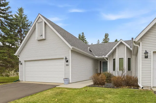 $350,000 | 3438 Silver Lane Northeast, St. Anthony, MN 55421