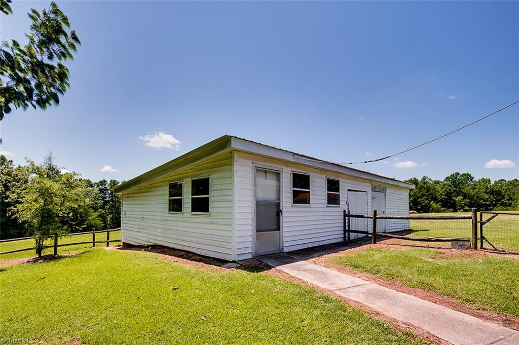 4633 Peace Road Trinity, NC 27370 - Photo 6 of 28 lots of storage