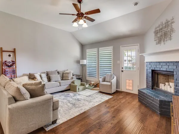 $390,000 | 10505 Stonehill Drive, Benbrook, TX 76126