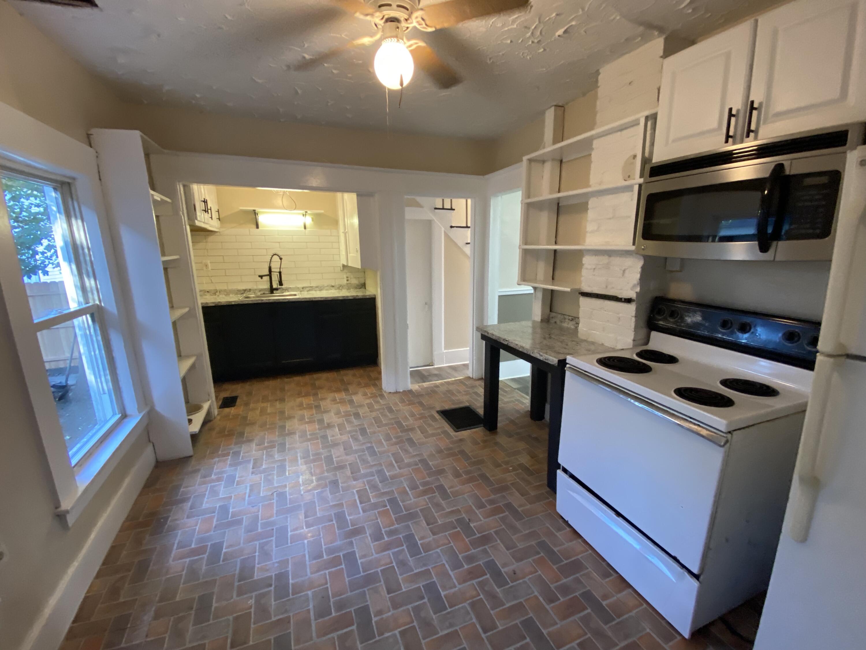 1 Horton Place Portland, ME 04102 - Photo 22 of 33 Apt 1 kitchen