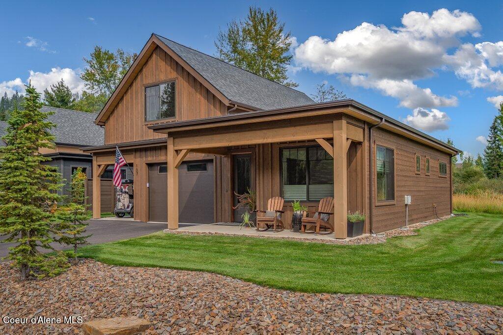 107 Oxbow Road Sandpoint, ID 83864 - Photo 1 of 70 Exterior Front