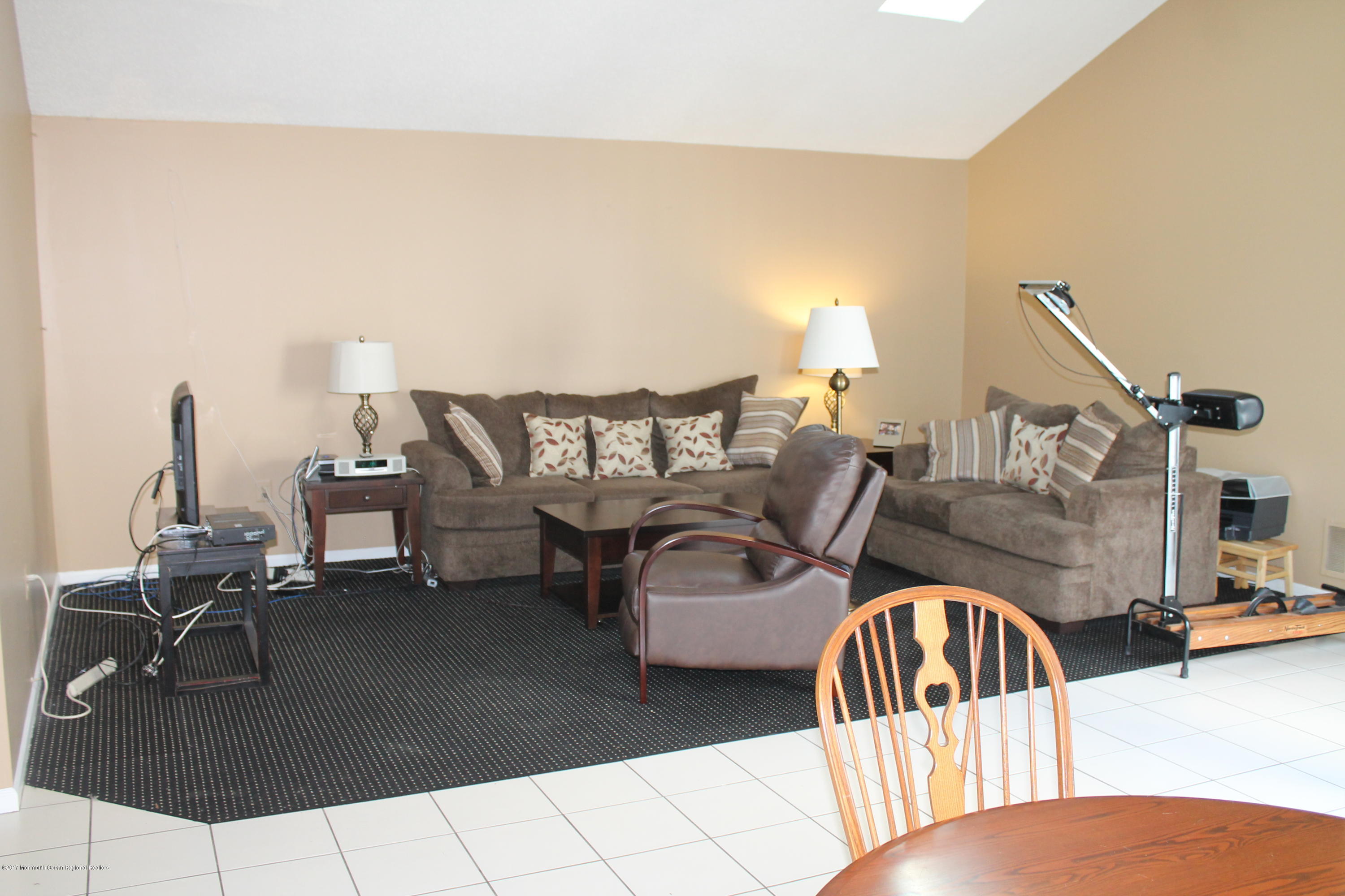 124 Almond Road Freehold, NJ 07728 - Photo 7 of 10 IMG_6305 - Copy