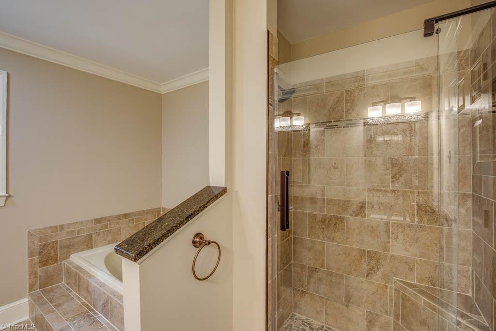 1740 Reynolda Road Winston-Salem, NC 27104 - Photo 17 of 30 Gallery Image 17
