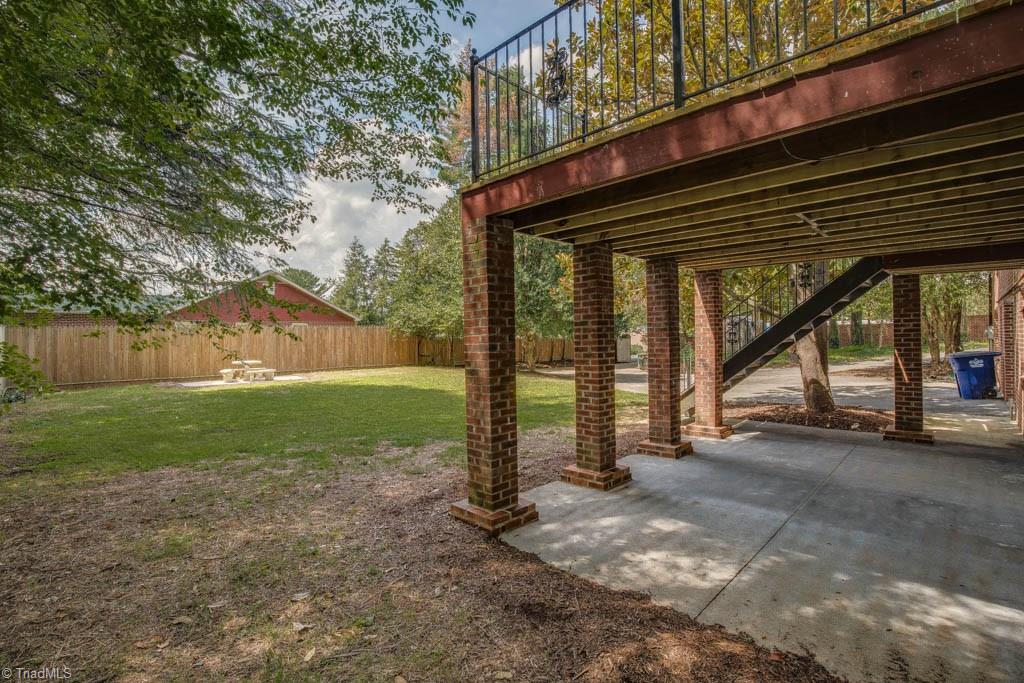 1740 Reynolda Road Winston-Salem, NC 27104 - Photo 26 of 30 Gallery Image 26